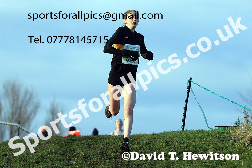 Womens under-17s and under-20s 2024 NECAA Cross Country Champs., Temple Park, South Shields. Photo: David T. Hewitson/Sports for All Pics